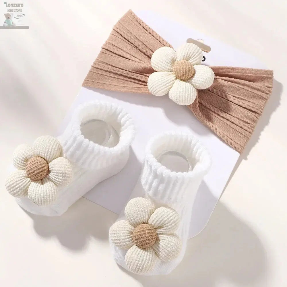 Bloemige Babyset: Hoofdband & Sokken - Lonzaro Kids