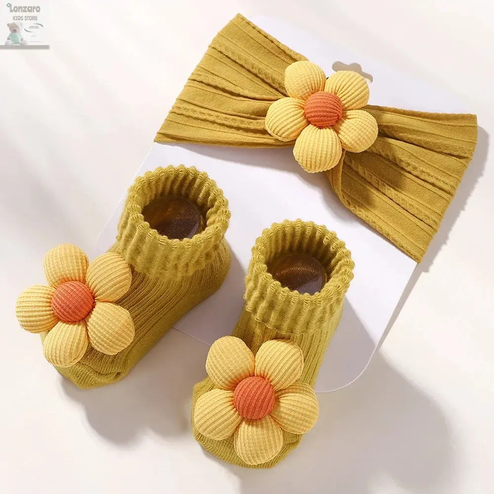 Bloemige Babyset: Hoofdband & Sokken - Lonzaro Kids