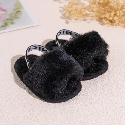 Productnaam: Zachte Luchtige Baby pantoffels - Lonzaro Kids